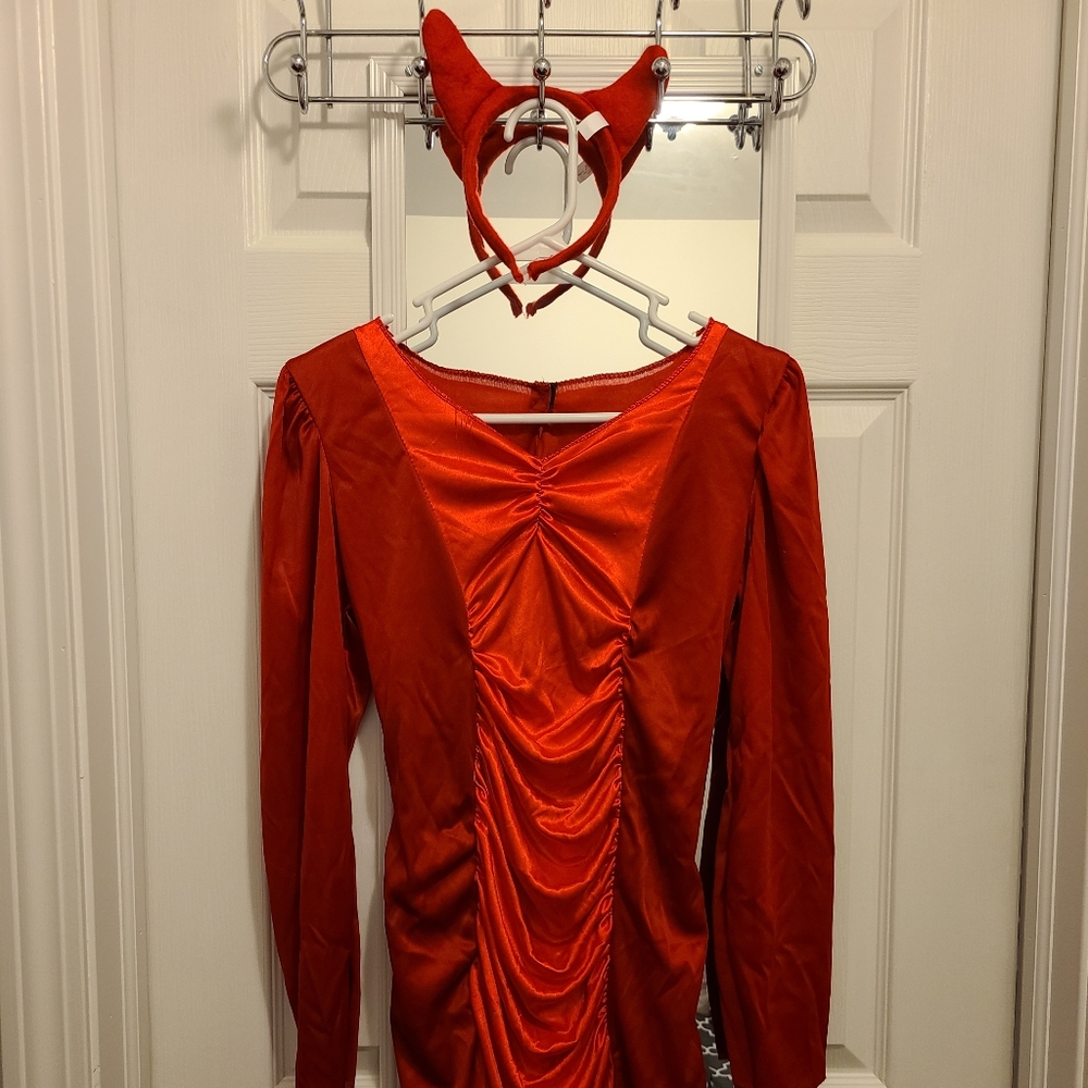 Women's Halloween costume